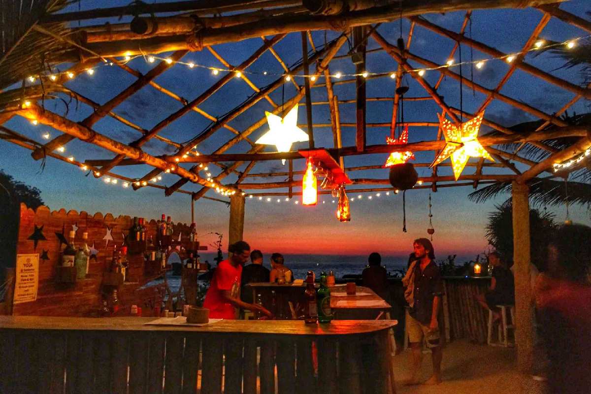 Nightlife & Beach Parties